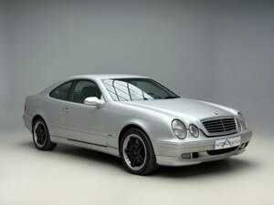 Afbeelding 3/19 van Mercedes-Benz CLK 430 (1999)