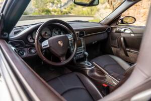 Image 7/13 of Porsche 911 Targa 4S (2008)