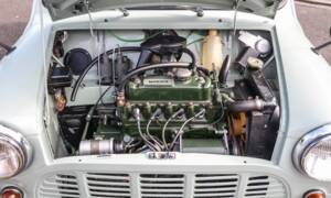 Image 13/29 of Morris Mini Van (1962)