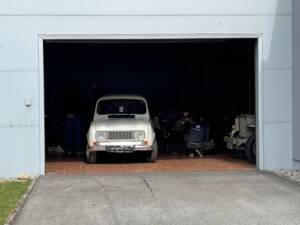 Image 43/50 of Renault R 4 (1987)