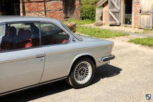 Image 48/91 of BMW 3.0 CSi (1973)