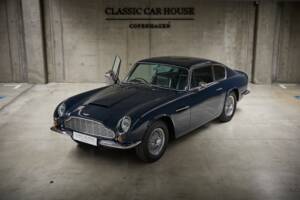 Afbeelding 17/60 van Aston Martin DB 6 (1968)