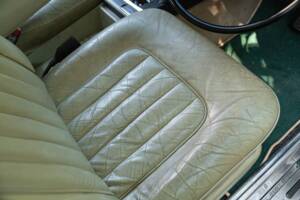 Image 28/50 of Bentley T 1 (1973)