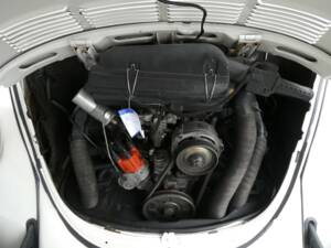 Immagine 15/22 di Volkswagen Käfer 1303 (1979)