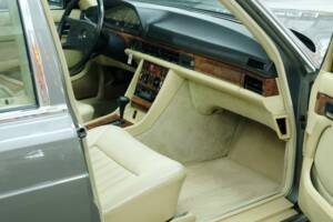 Bild 32/50 von Mercedes-Benz 500 SEL (1983)