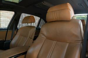 Bild 27/50 von BMW 745Li (2001)