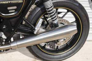 Immagine 23/42 di Triumph Street Twin Bonneville (2021)