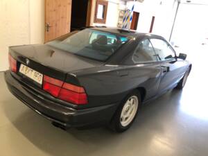 Bild 4/9 von BMW 850i (1990)