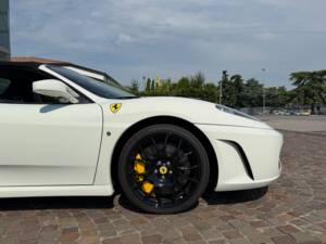 Bild 9/31 von Ferrari F 430 Spider (2007)