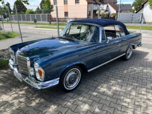 Bild 9/29 von Mercedes-Benz 280 SE 3,5 (1970)