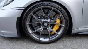 Bild 50/55 von Porsche 911 GT3 Touring (2023)