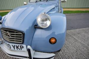 Image 26/38 de Citroën 2 CV 6 (1988)