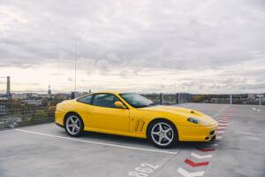 Bild 22/27 von Ferrari 550 Maranello (1997)