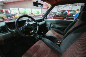 Bild 11/16 von Renault R 5 GT Turbo (1988)