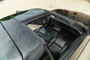 Bild 34/50 von Pontiac Firebird TransAm (1989)