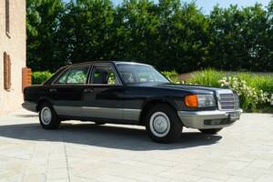 Image 1/50 of Mercedes-Benz 500 SEL (1985)
