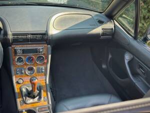Immagine 43/93 di BMW Z3 2.2i (2002)