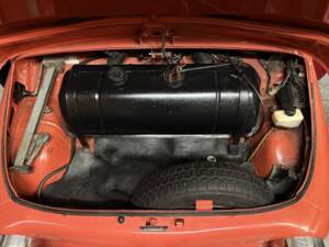 Image 16/28 of FIAT 500 L (1970)