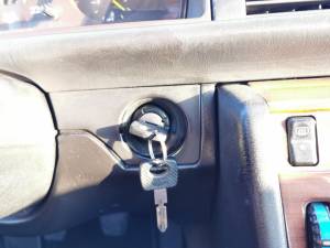 Image 11/36 of Mercedes-Benz 230 CE (1989)