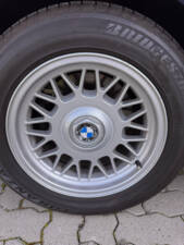 Image 65/69 of BMW 850i (1993)