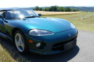 Image 12/35 of Dodge Viper RT/10 (1994)