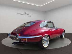 Bild 8/29 von Jaguar E-Type V12 (2+2) (1972)