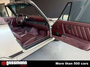 Image 14/15 of Porsche 911 Carrera 2 (1990)