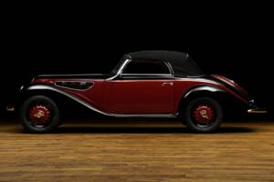 Image 2/35 of BMW 327/28 (1938)