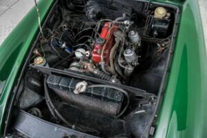 Bild 35/50 von MG MGB GT (1968)
