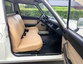 Immagine 2/8 di Peugeot 504 Pick-up (1986)