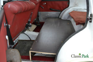 Image 13/47 of Mercedes-Benz 190 c (1963)