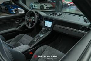 Bild 17/25 von Porsche 911 Carrera GTS (2017)