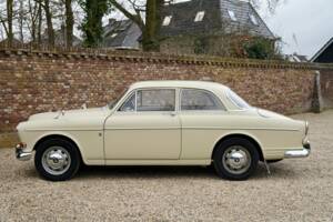 Image 21/50 of Volvo P 121 (1967)