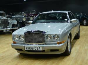 Image 7/50 of Bentley Continental R (1992)