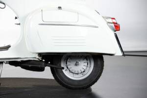 Bild 18/50 von Piaggio Vespa 125 Super (1966)