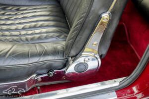 Bild 52/71 von Ferrari 330 GT 2+2 (1966)