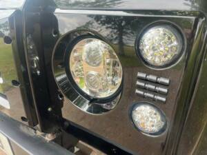 Image 24/25 of Land Rover Defender 90 TD4 (2010)