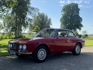 Afbeelding 4/8 van Alfa Romeo 2000 GTV (1971)