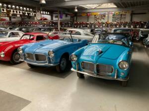 Image 15/24 of FIAT 1200 Convertible (1956)