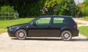 Image 2/50 of Volkswagen Golf IV 1.8T GTI (2002)