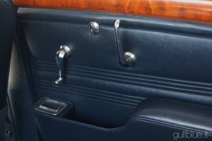 Immagine 32/50 di Jaguar S-Type 3.8 (1966)