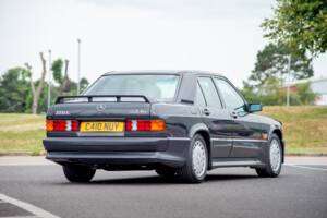 Bild 13/27 von Mercedes-Benz 190 E 2.3-16 (1985)
