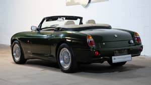 Bild 3/22 von MG RV8 (1995)