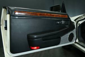 Image 11/50 de Jaguar XJS 5.3 V12 (1992)