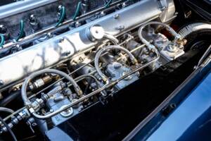 Bild 23/30 von Aston Martin DB 6 Vantage (1966)