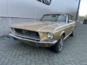 Image 3/36 of Ford Mustang 200 (1968)