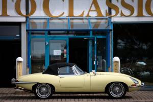 Image 1/35 de Jaguar E-Type (1967)