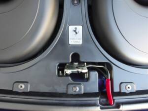 Bild 87/99 von Ferrari California (2009)