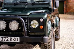 Image 31/50 de Land Rover Defender 90 Td5 (1999)