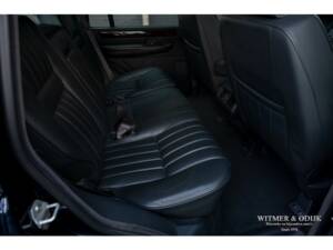 Bild 14/28 von Land Rover Range Rover 4.6 HSE (2000)